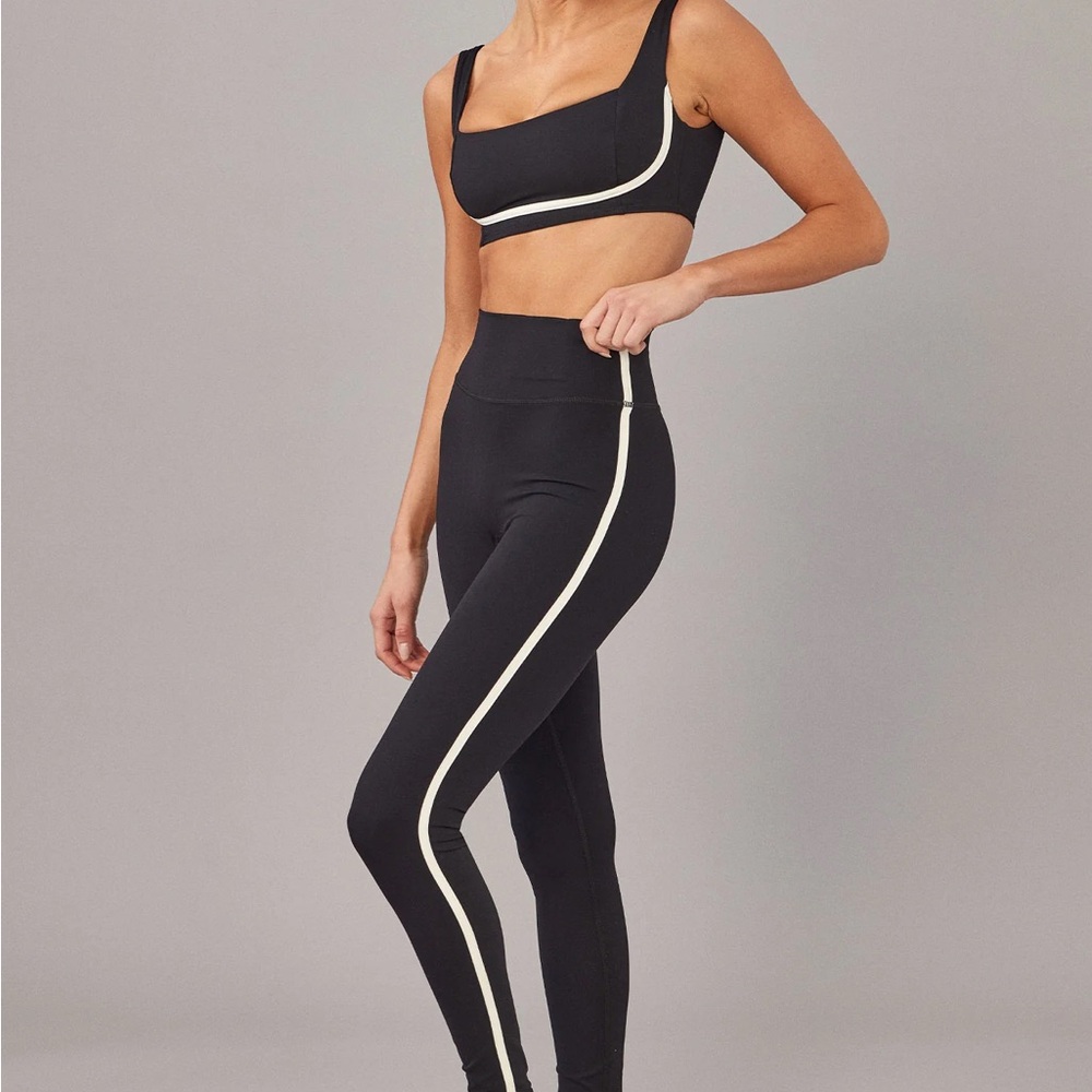 Monday Body Acadia Stripe Leggings size small